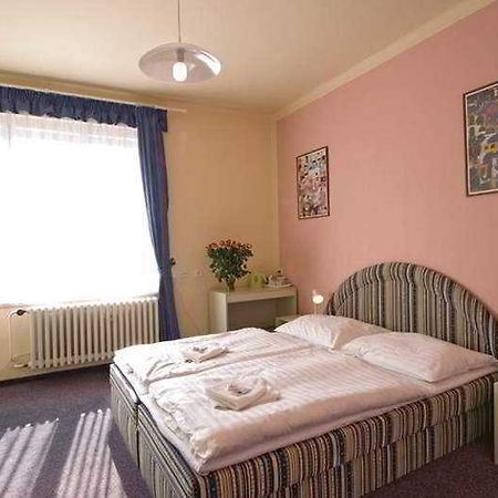Hotel Stirka Praga Habitación foto